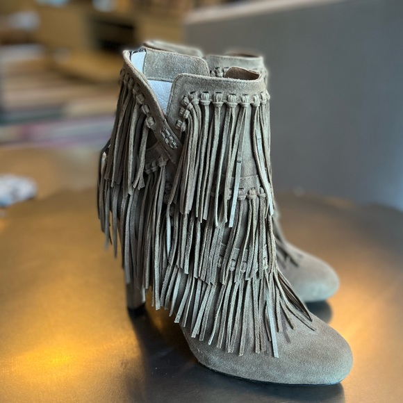 JEAN-MICHEL CAZABAT SUEDE FRINGE BOOTIE - Picture 3 of 10